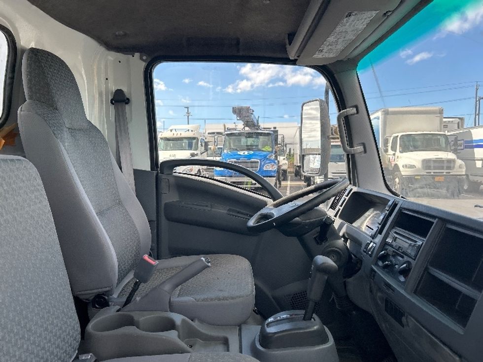 Medium Duty Box Truck-Light and Medium Duty Trucks-Isuzu-2018-NQR-Torrance-CA-200,936\n\t\tmiles-$ 28,000 - Image 22