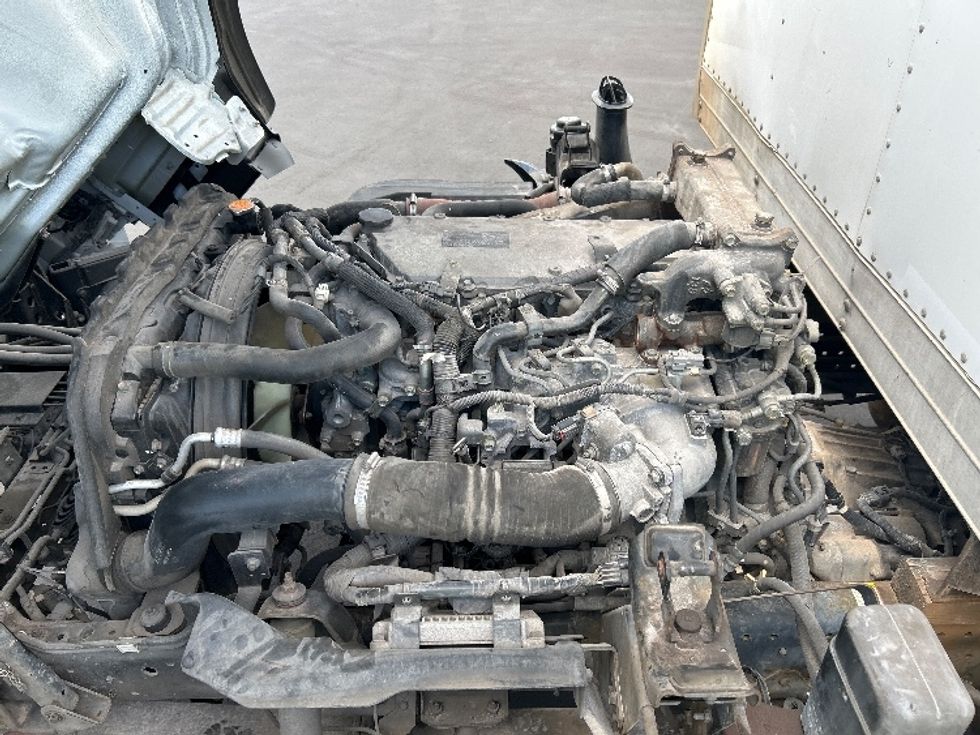 Medium Duty Box Truck-Light and Medium Duty Trucks-Isuzu-2018-NQR-Torrance-CA-200,936\n\t\tmiles-$ 28,000 - Image 24