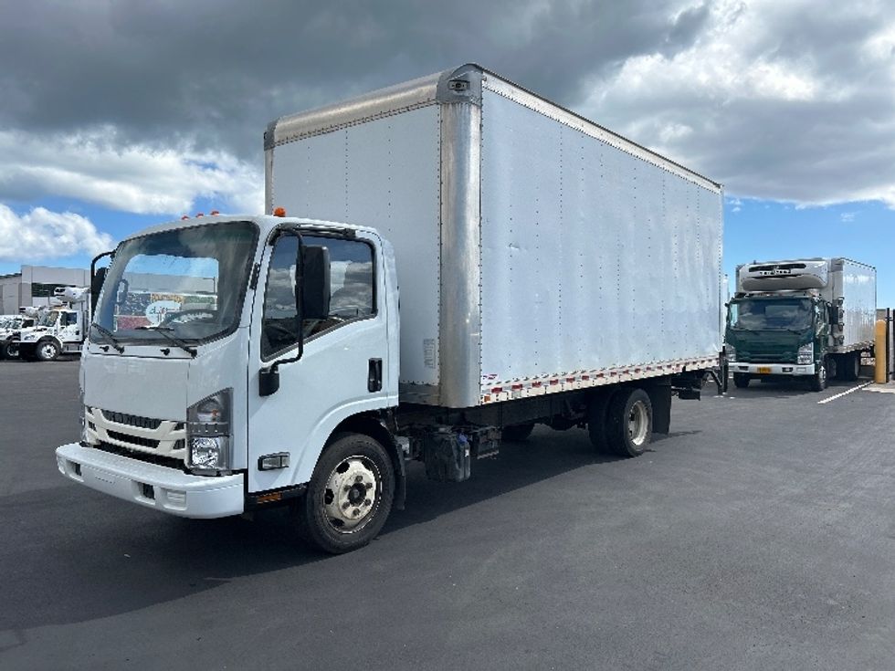 Medium Duty Box Truck-Light and Medium Duty Trucks-Isuzu-2018-NQR-Torrance-CA-200,936\n\t\tmiles-$ 28,000 - Image 3