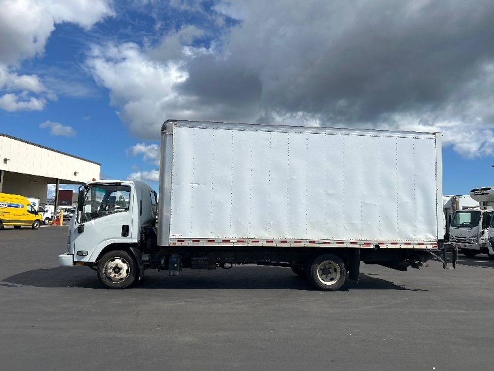 Medium Duty Box Truck-Light and Medium Duty Trucks-Isuzu-2018-NQR-Torrance-CA-200,936\n\t\tmiles-$ 28,000 - Image 4