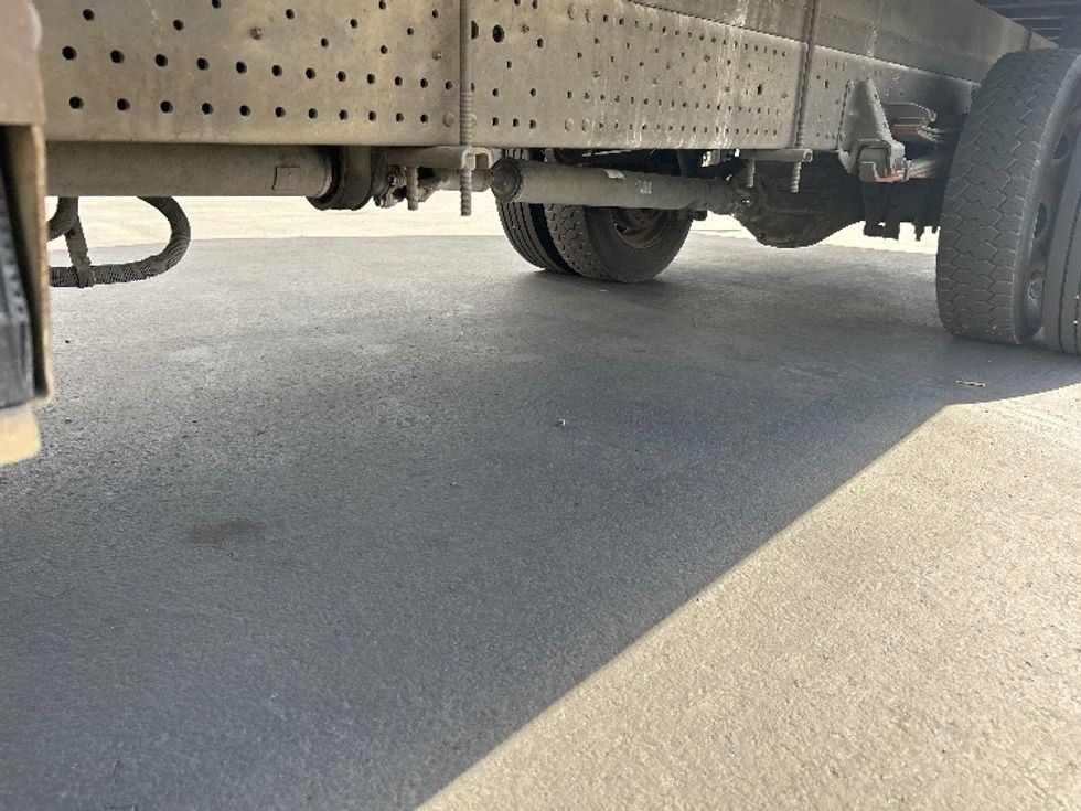 Medium Duty Box Truck-Light and Medium Duty Trucks-Isuzu-2018-NQR-Torrance-CA-200,936\n\t\tmiles-$ 28,000 - Image 5