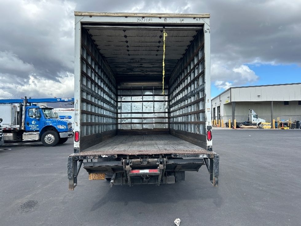 Medium Duty Box Truck-Light and Medium Duty Trucks-Isuzu-2018-NQR-Torrance-CA-200,936\n\t\tmiles-$ 28,000 - Image 9