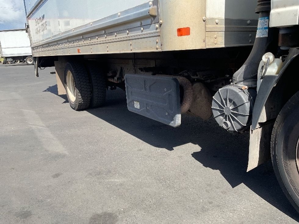 Medium Duty Box Truck-Light and Medium Duty Trucks-Isuzu-2018-NQR-Torrance-CA-86,882\n\t\tmiles-$ 44,000 - Image 14