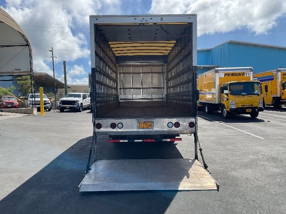 Medium Duty Box Truck-Light and Medium Duty Trucks-Isuzu-2018-NQR-Torrance-CA-86,882\n\t\tmiles-$ 44,000 - Image 9