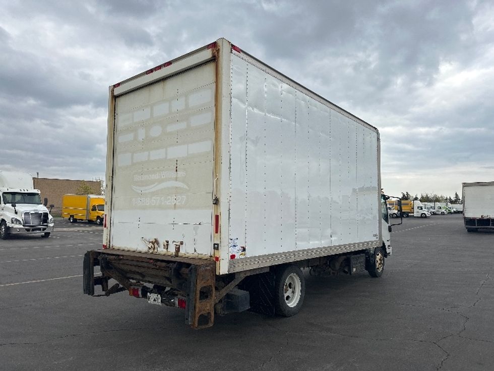 Medium Duty Box Truck-Light and Medium Duty Trucks-Isuzu-2018-NRR-Mississauga-ON-317,504\n\t\tkm-$ 45,750 - Image 13