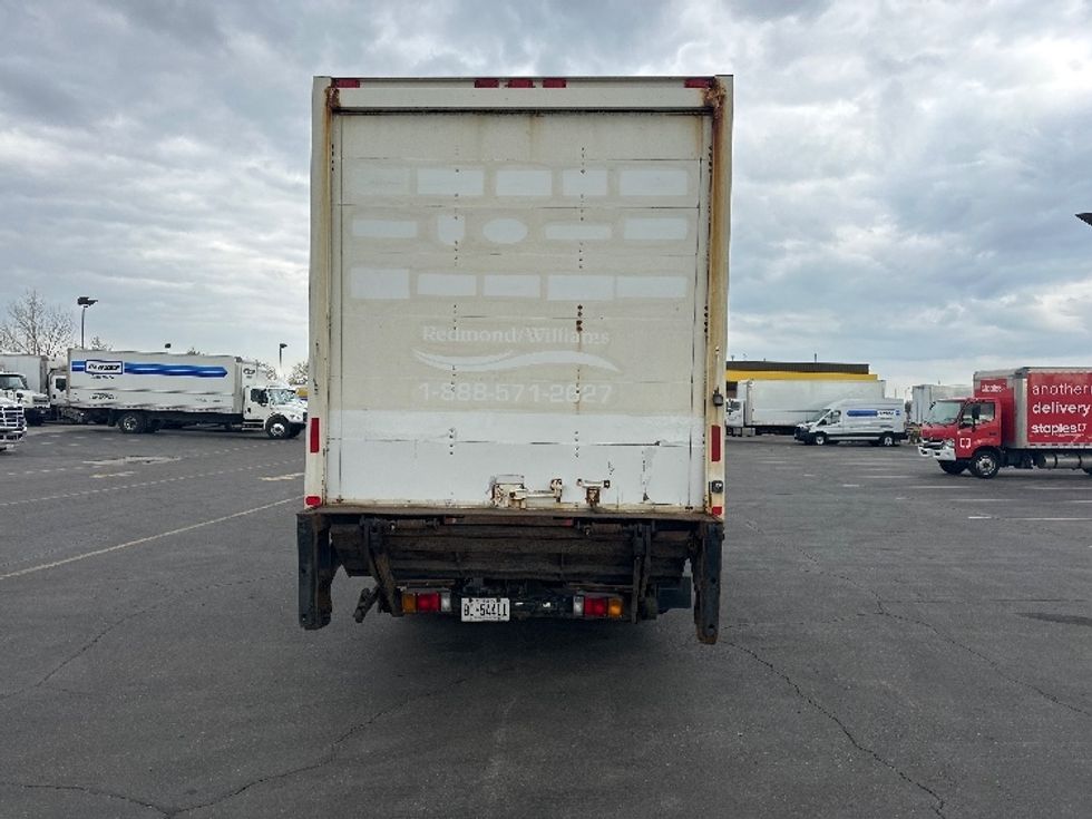 Medium Duty Box Truck-Light and Medium Duty Trucks-Isuzu-2018-NRR-Mississauga-ON-317,504\n\t\tkm-$ 45,750 - Image 7