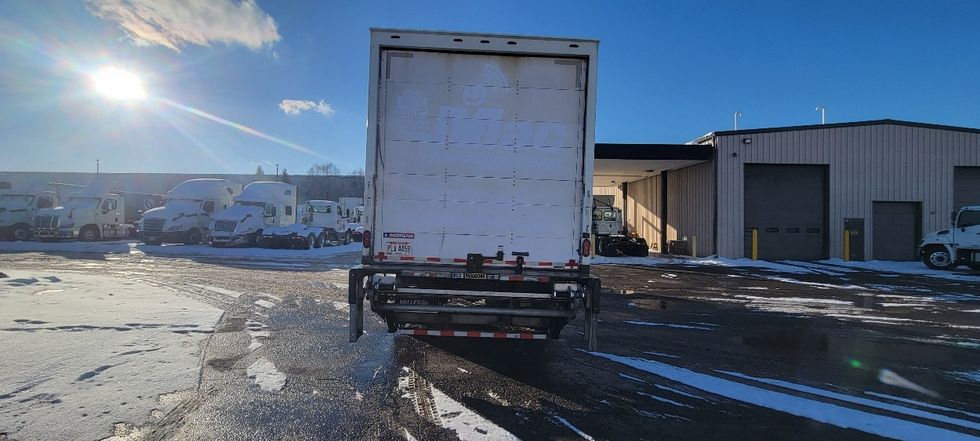 Medium Duty Box Truck-Light and Medium Duty Trucks-Isuzu-2019-FTR-Middlefield-OH-102,151\n\t\tmiles-$ 61,000 - Image 7