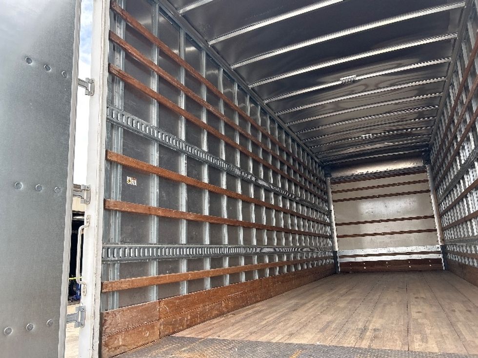 Medium Duty Box Truck-Light and Medium Duty Trucks-Isuzu-2019-FTR-Pell City-AL-128,379\n\t\tmiles-$ 45,750 - Image 11
