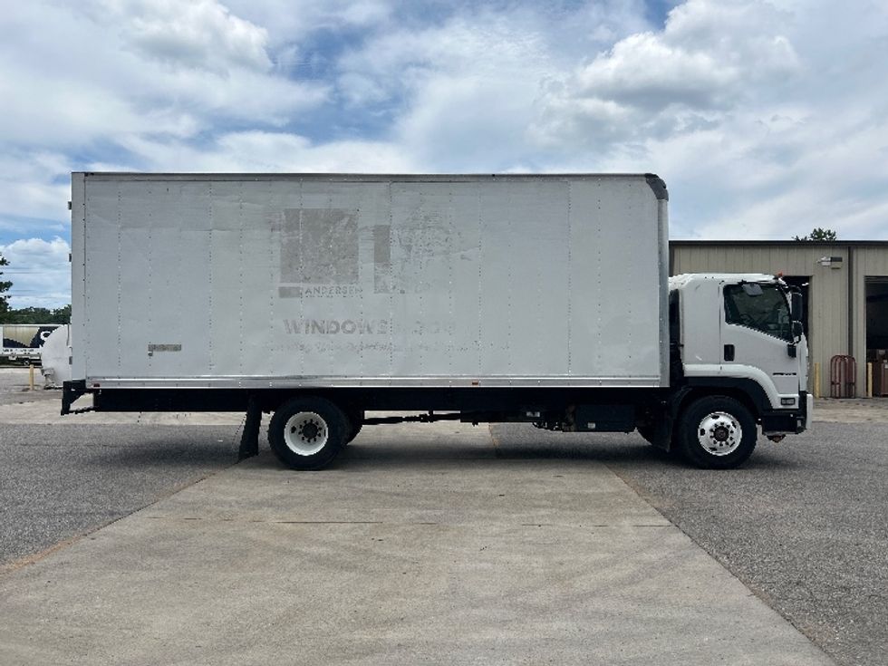 Medium Duty Box Truck-Light and Medium Duty Trucks-Isuzu-2019-FTR-Pell City-AL-128,379\n\t\tmiles-$ 45,750 - Image 15