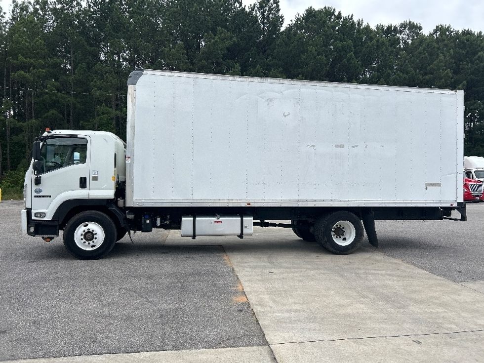 Medium Duty Box Truck-Light and Medium Duty Trucks-Isuzu-2019-FTR-Pell City-AL-128,379\n\t\tmiles-$ 45,750 - Image 4