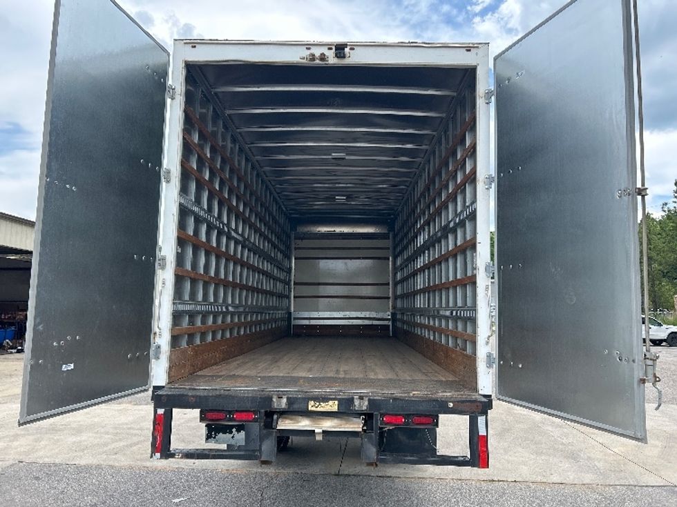 Medium Duty Box Truck-Light and Medium Duty Trucks-Isuzu-2019-FTR-Pell City-AL-128,379\n\t\tmiles-$ 45,750 - Image 8