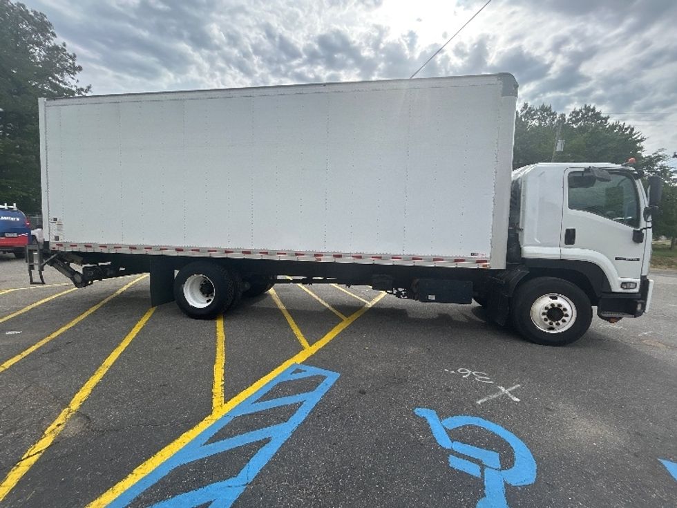 Medium Duty Box Truck-Light and Medium Duty Trucks-Isuzu-2019-FTR-Prince George-VA-180,538\n\t\tmiles-$ 48,750 - Image 15