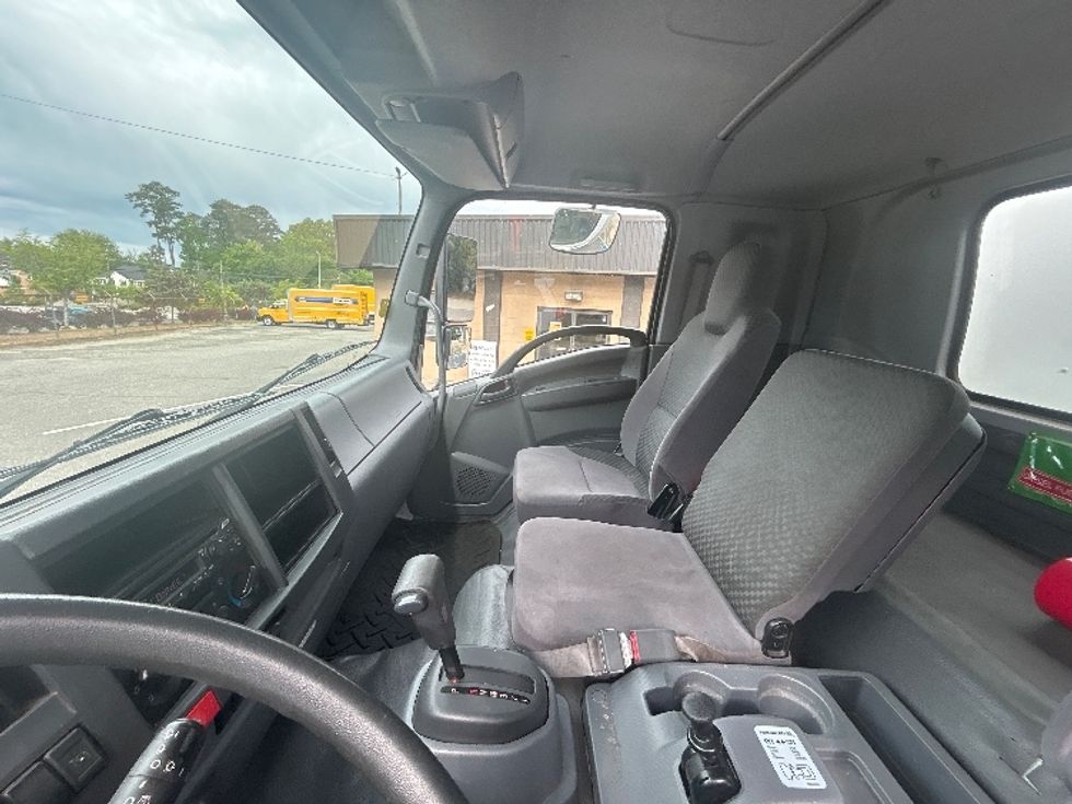Medium Duty Box Truck-Light and Medium Duty Trucks-Isuzu-2019-FTR-Prince George-VA-180,538\n\t\tmiles-$ 48,750 - Image 19