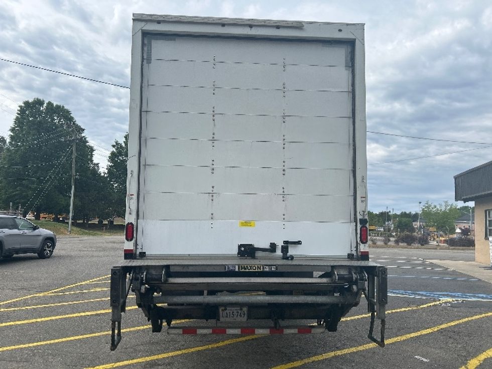Medium Duty Box Truck-Light and Medium Duty Trucks-Isuzu-2019-FTR-Prince George-VA-180,538\n\t\tmiles-$ 48,750 - Image 7