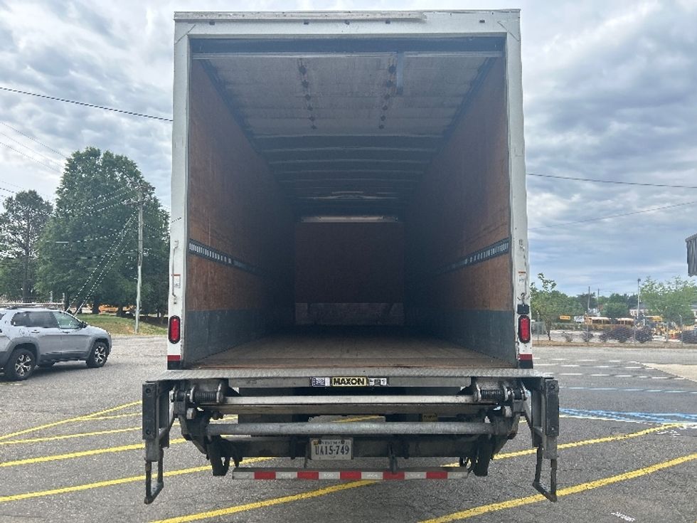 Medium Duty Box Truck-Light and Medium Duty Trucks-Isuzu-2019-FTR-Prince George-VA-180,538\n\t\tmiles-$ 48,750 - Image 8