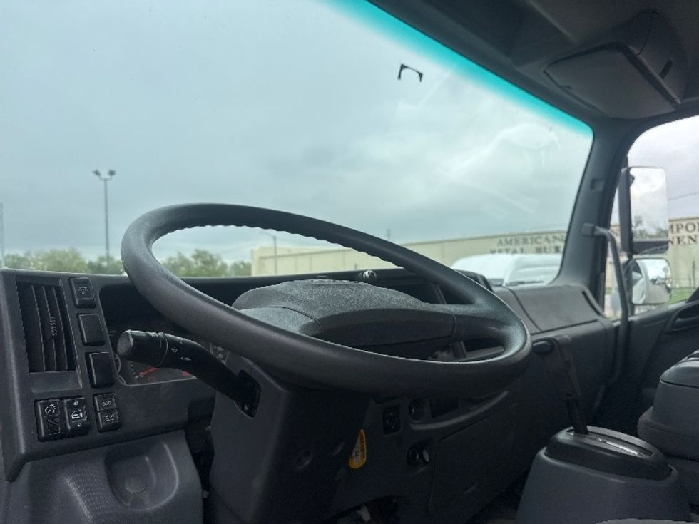 Medium Duty Box Truck-Light and Medium Duty Trucks-Isuzu-2019-FTR-Sioux Falls-SD-95,846\n\t\tmiles-$ 52,750 - Image 17