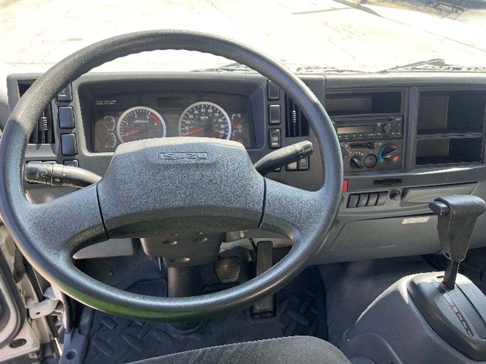 Medium Duty Box Truck-Light and Medium Duty Trucks-Isuzu-2019-FTR-Torrance-CA-172,133\n\t\tmiles-$ 43,000 - Image 18