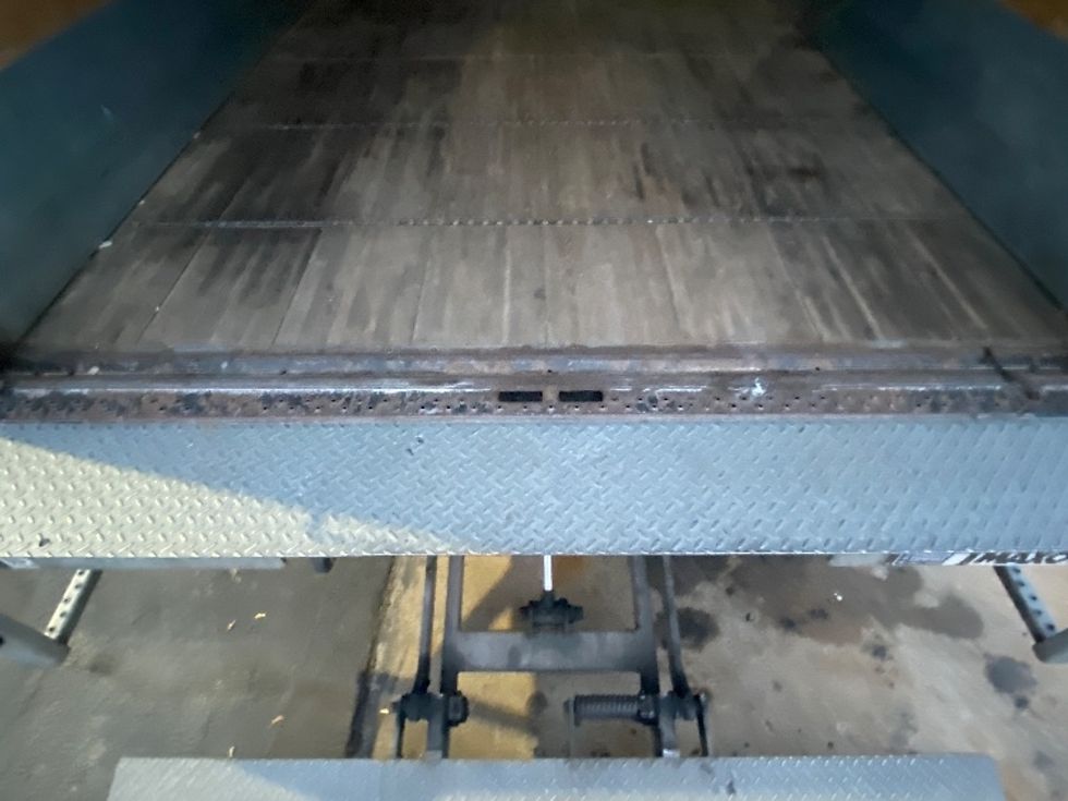 Medium Duty Box Truck-Light and Medium Duty Trucks-Isuzu-2019-NQR-Bethlehem-PA-84,503\n\t\tmiles-$ 43,750 - Image 10