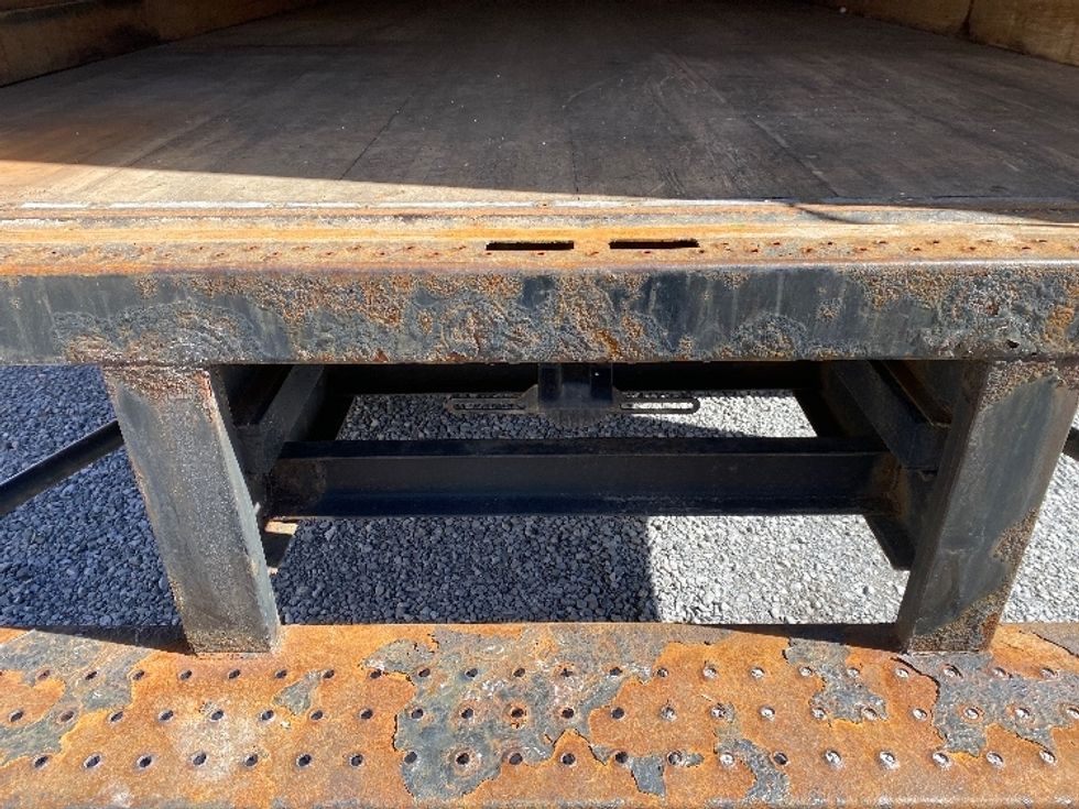 Medium Duty Box Truck-Light and Medium Duty Trucks-Isuzu-2019-NQR-Blountville-TN-131,898\n\t\tmiles-$ 42,500 - Image 9