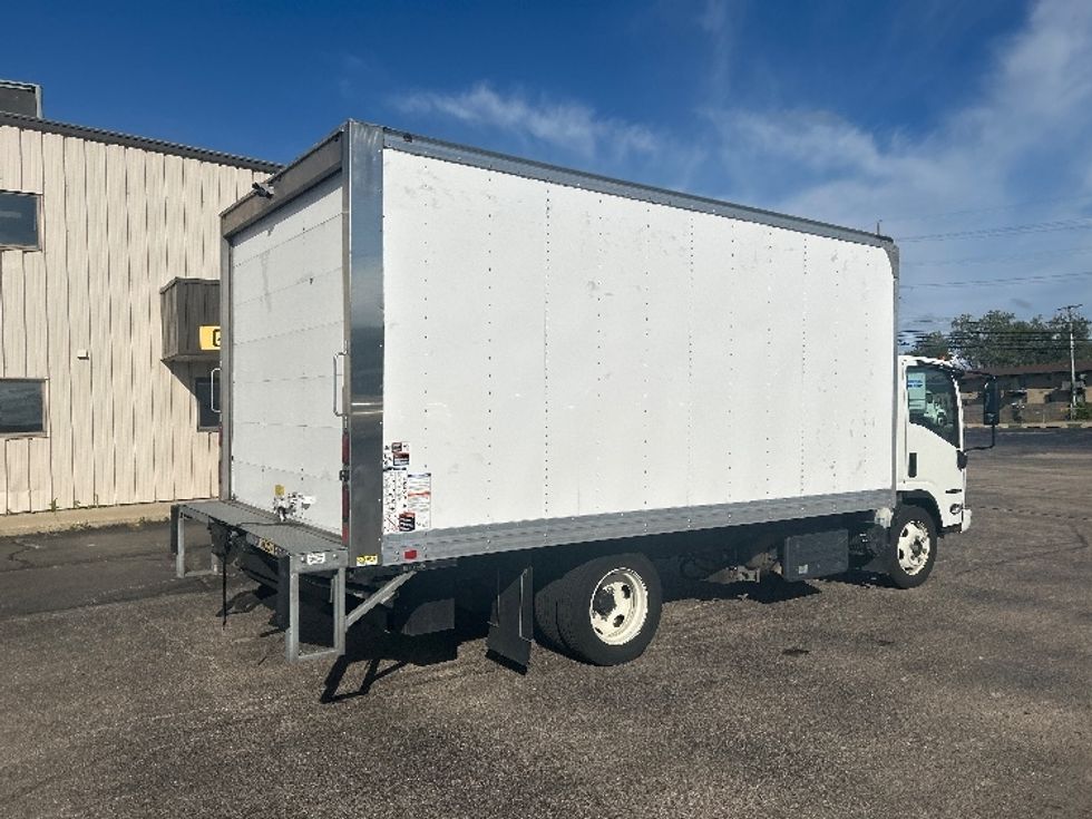 Medium Duty Box Truck-Light and Medium Duty Trucks-Isuzu-2019-NQR-Chicago (Melrose Park)-IL-66,788\n\t\tmiles-$ 46,500 - Image 13