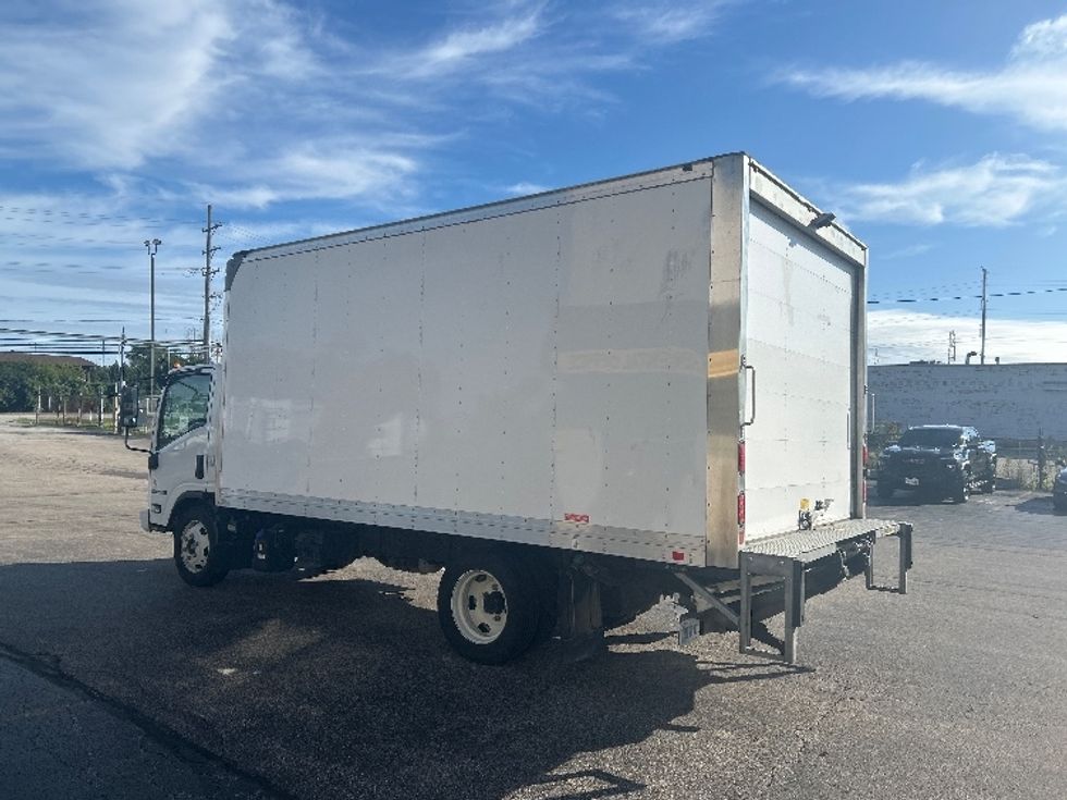 Medium Duty Box Truck-Light and Medium Duty Trucks-Isuzu-2019-NQR-Chicago (Melrose Park)-IL-66,788\n\t\tmiles-$ 46,500 - Image 6