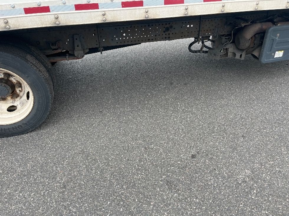 Medium Duty Box Truck-Light and Medium Duty Trucks-Isuzu-2019-NQR-Dayton-NJ-171,055\n\t\tmiles-$ 32,500 - Image 14