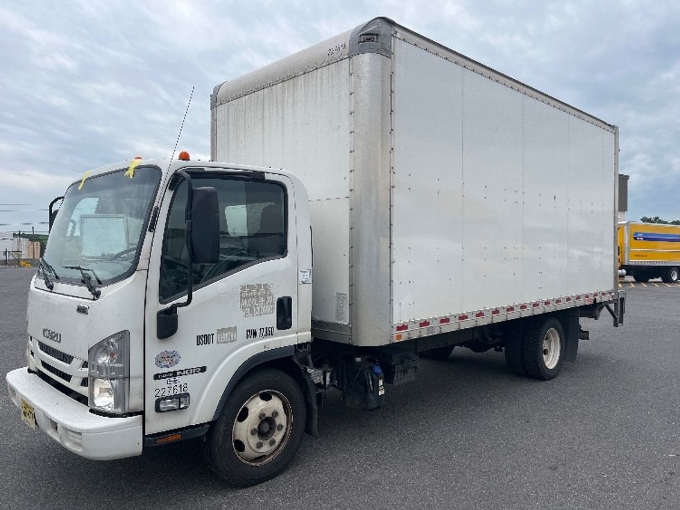 Medium Duty Box Truck-Light and Medium Duty Trucks-Isuzu-2019-NQR-Dayton-NJ-171,055\n\t\tmiles-$ 32,500 - Image 3