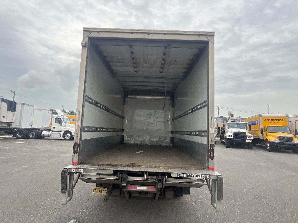 Medium Duty Box Truck-Light and Medium Duty Trucks-Isuzu-2019-NQR-Dayton-NJ-171,055\n\t\tmiles-$ 32,500 - Image 8