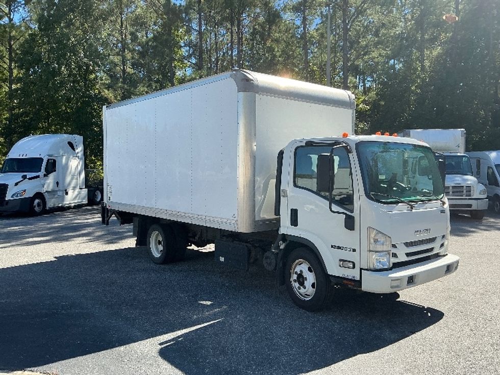 Medium Duty Box Truck-Light and Medium Duty Trucks-Isuzu-2019-NQR-Jacksonville-FL-89,145\n\t\tmiles-$ 45,250 - Image 1