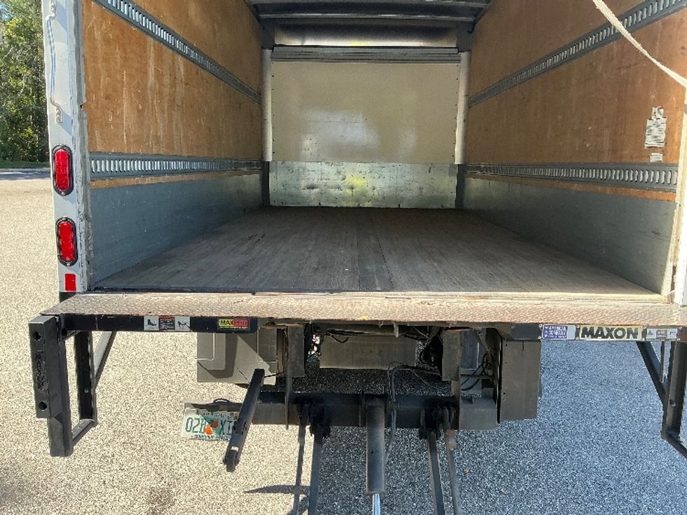 Medium Duty Box Truck-Light and Medium Duty Trucks-Isuzu-2019-NQR-Jacksonville-FL-89,145\n\t\tmiles-$ 45,250 - Image 10
