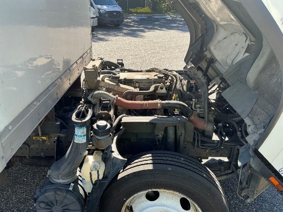 Medium Duty Box Truck-Light and Medium Duty Trucks-Isuzu-2019-NQR-Jacksonville-FL-89,145\n\t\tmiles-$ 45,250 - Image 23
