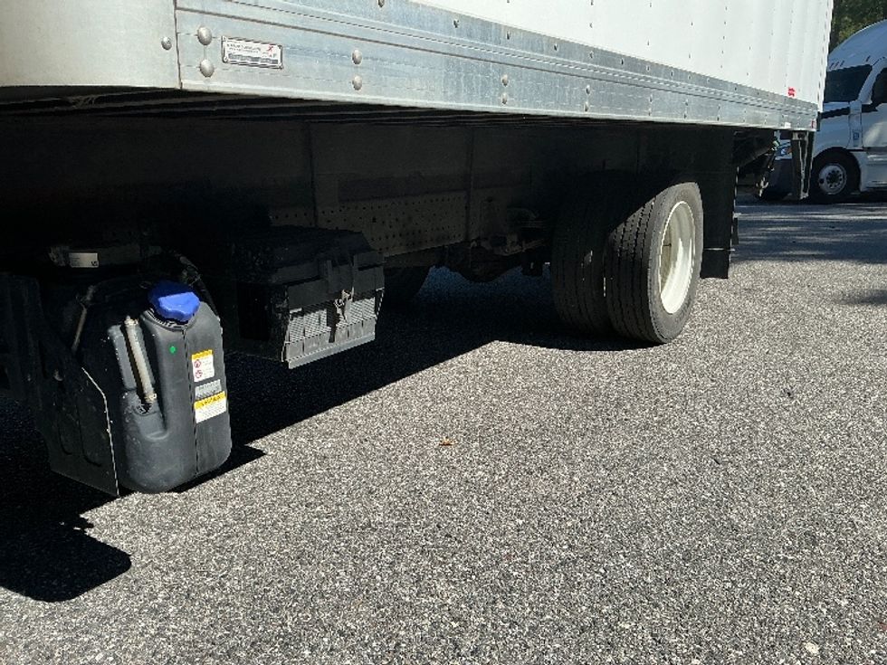 Medium Duty Box Truck-Light and Medium Duty Trucks-Isuzu-2019-NQR-Jacksonville-FL-89,145\n\t\tmiles-$ 45,250 - Image 5