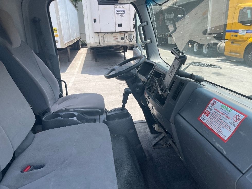 Medium Duty Box Truck-Light and Medium Duty Trucks-Isuzu-2019-NQR-Medley-FL-79,992\n\t\tmiles-$ 47,500 - Image 19