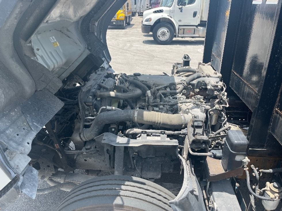 Medium Duty Box Truck-Light and Medium Duty Trucks-Isuzu-2019-NQR-Medley-FL-79,992\n\t\tmiles-$ 47,500 - Image 21