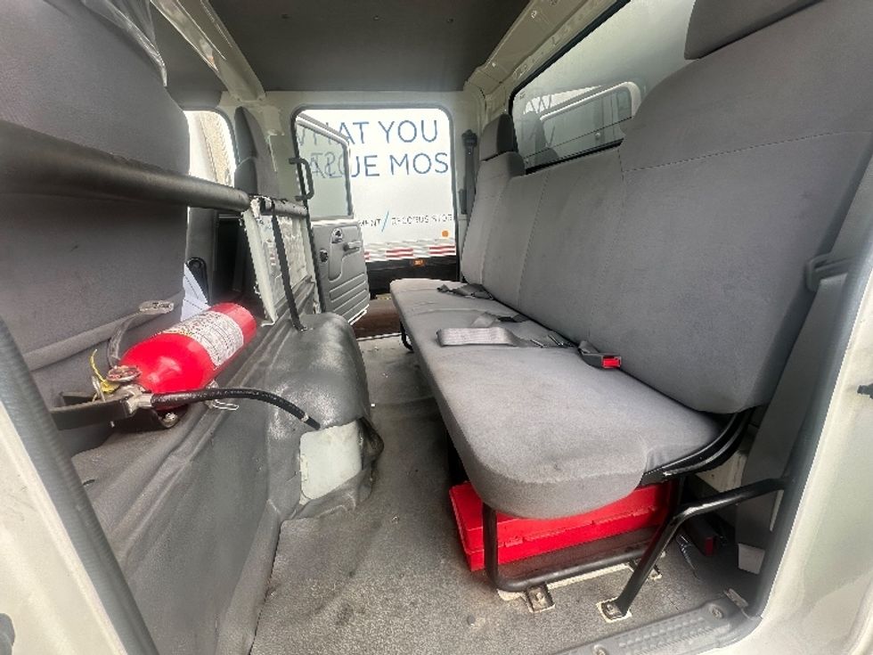 Medium Duty Box Truck-Light and Medium Duty Trucks-Isuzu-2019-NQR-Mississauga-ON-125,065\n\t\tkm-$ 68,250 - Image 23