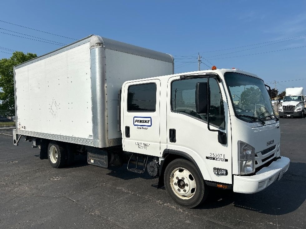 Medium Duty Box Truck-Light and Medium Duty Trucks-Isuzu-2019-NQR-Mississauga-ON-125,065\n\t\tkm-$ 68,250 - Image 26