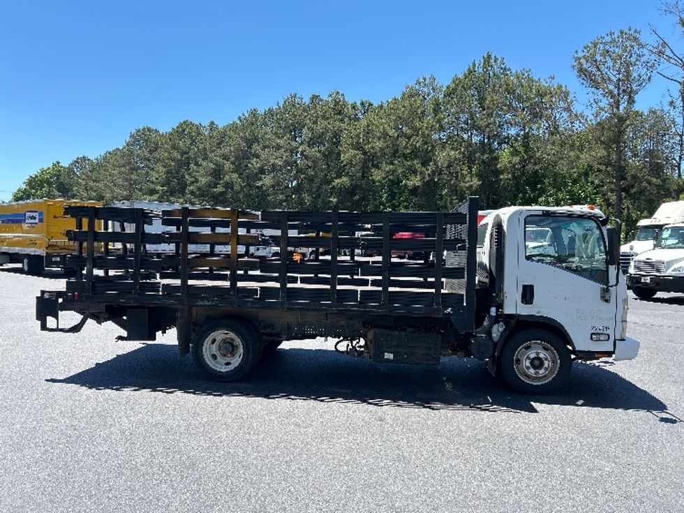 Medium Duty Box Truck-Light and Medium Duty Trucks-Isuzu-2019-NQR-Norcross-GA-118,457\n\t\tmiles-$ 42,750 - Image 12