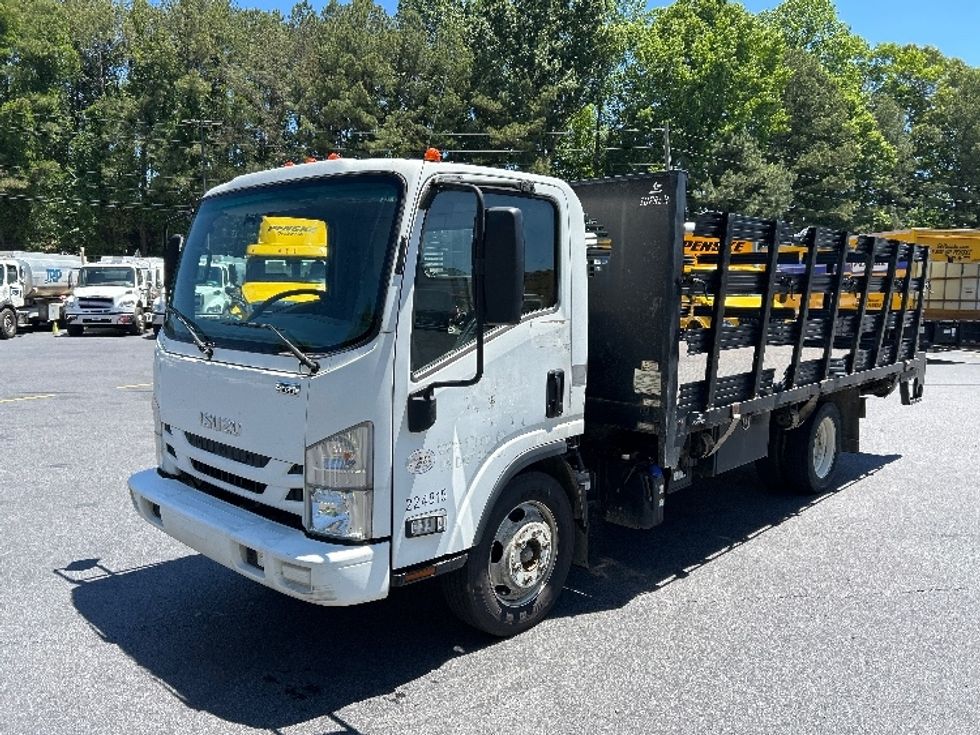 Medium Duty Box Truck-Light and Medium Duty Trucks-Isuzu-2019-NQR-Norcross-GA-118,457\n\t\tmiles-$ 42,750 - Image 3