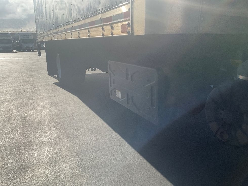 Medium Duty Box Truck-Light and Medium Duty Trucks-Isuzu-2019-NQR-Torrance-CA-116,745\n\t\tmiles-$ 43,250 - Image 13