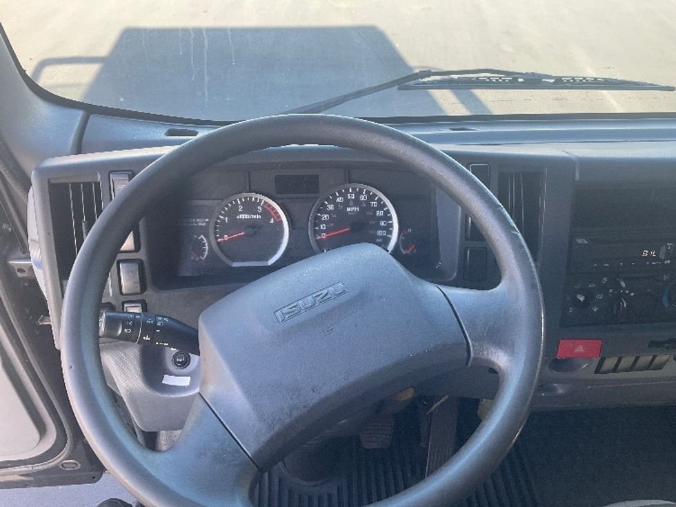 Medium Duty Box Truck-Light and Medium Duty Trucks-Isuzu-2019-NQR-Torrance-CA-116,745\n\t\tmiles-$ 43,250 - Image 17