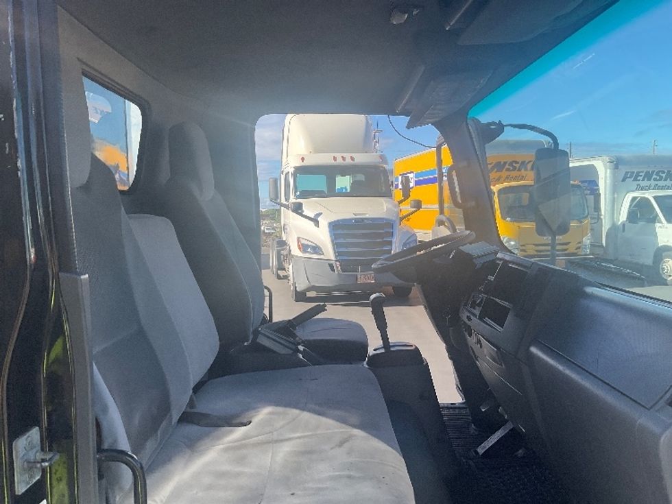 Medium Duty Box Truck-Light and Medium Duty Trucks-Isuzu-2019-NQR-Torrance-CA-116,745\n\t\tmiles-$ 43,250 - Image 21