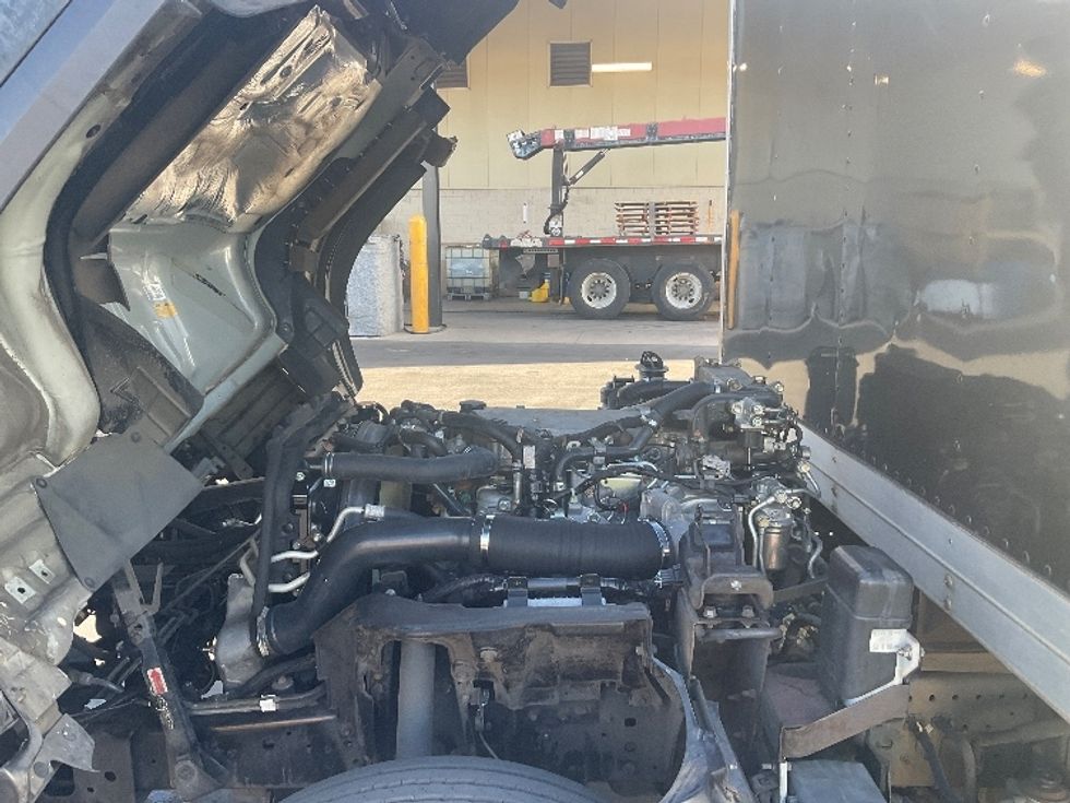 Medium Duty Box Truck-Light and Medium Duty Trucks-Isuzu-2019-NQR-Torrance-CA-116,745\n\t\tmiles-$ 43,250 - Image 23