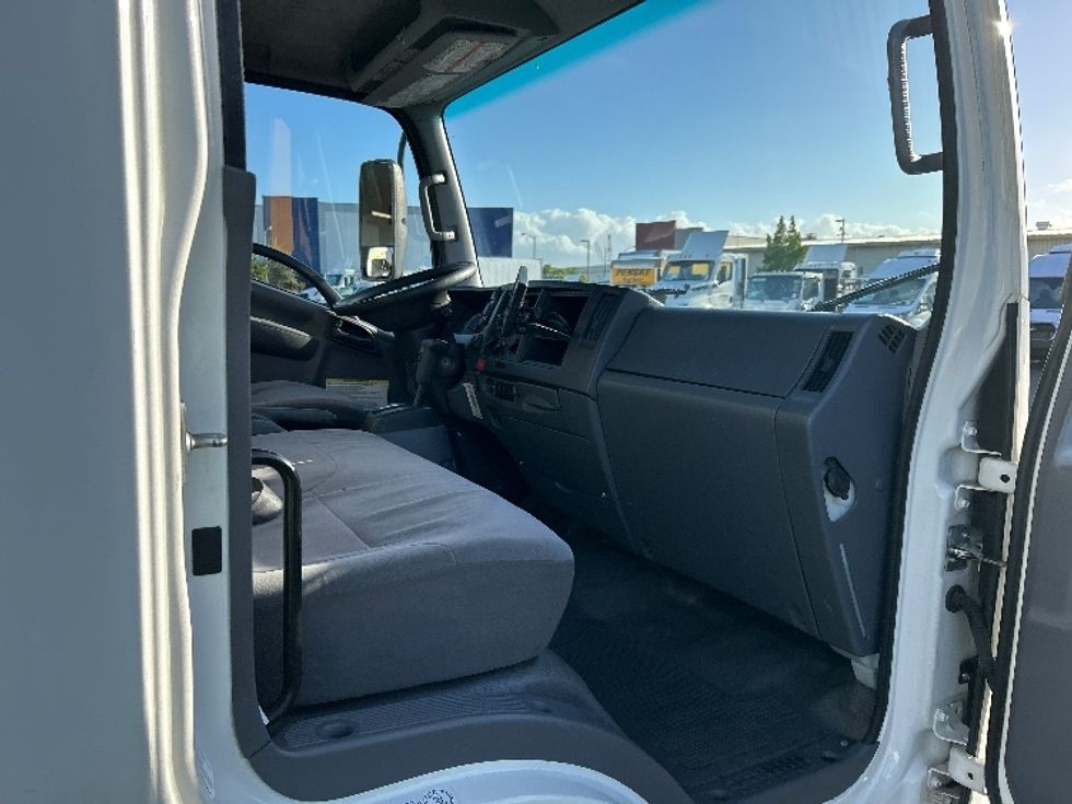 Medium Duty Box Truck-Light and Medium Duty Trucks-Isuzu-2019-NQR-Torrance-CA-137,101\n\t\tmiles-$ 42,000 - Image 20