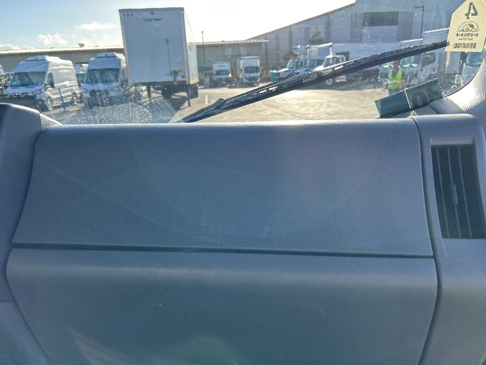 Medium Duty Box Truck-Light and Medium Duty Trucks-Isuzu-2019-NQR-Torrance-CA-137,101\n\t\tmiles-$ 42,000 - Image 21