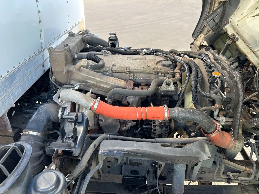 Medium Duty Box Truck-Light and Medium Duty Trucks-Isuzu-2019-NQR-Torrance-CA-137,101\n\t\tmiles-$ 42,000 - Image 23