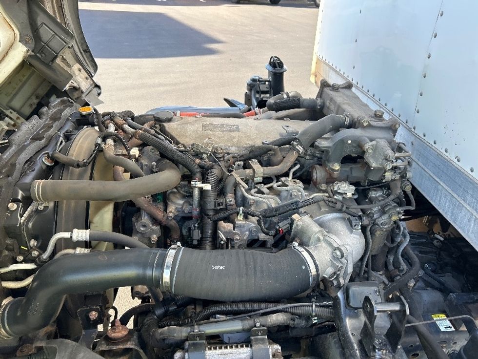 Medium Duty Box Truck-Light and Medium Duty Trucks-Isuzu-2019-NQR-Torrance-CA-137,101\n\t\tmiles-$ 42,000 - Image 24