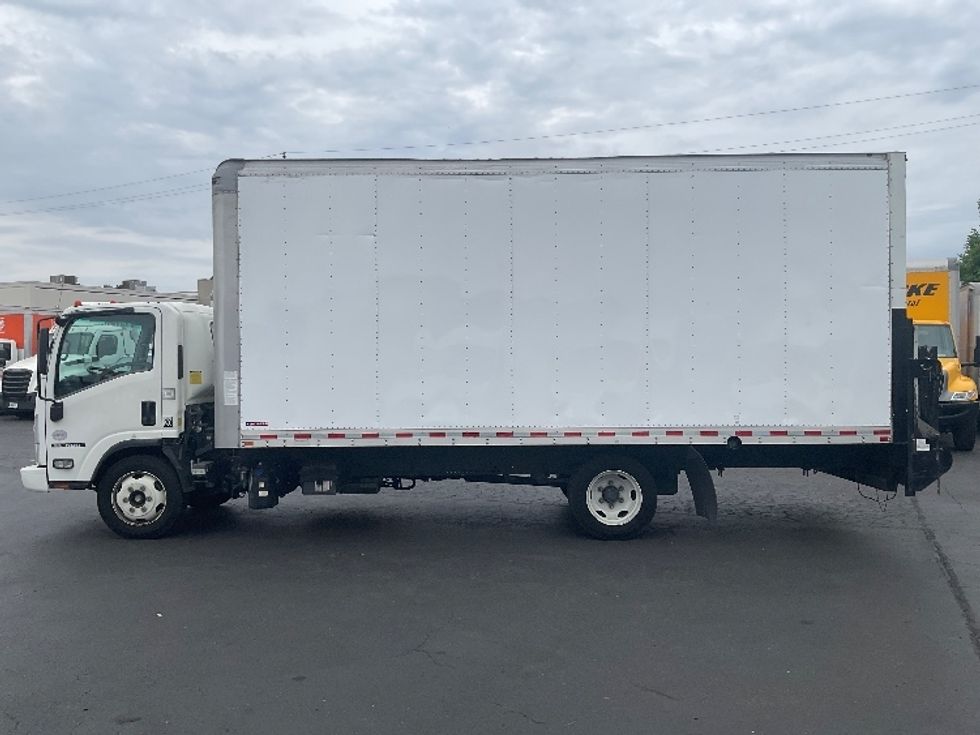 Medium Duty Box Truck-Light and Medium Duty Trucks-Isuzu-2019-NQR-Torrance-CA-179,884\n\t\tmiles-$ 31,750 - Image 4