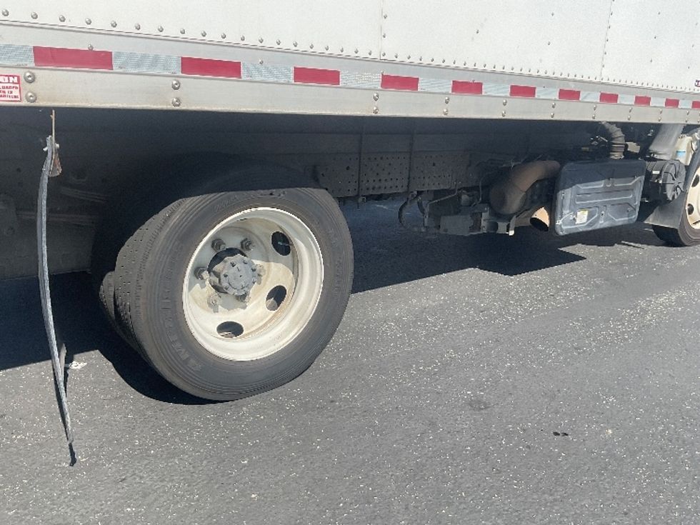 Medium Duty Box Truck-Light and Medium Duty Trucks-Isuzu-2019-NQR-Torrance-CA-184,769\n\t\tmiles-$ 31,750 - Image 14