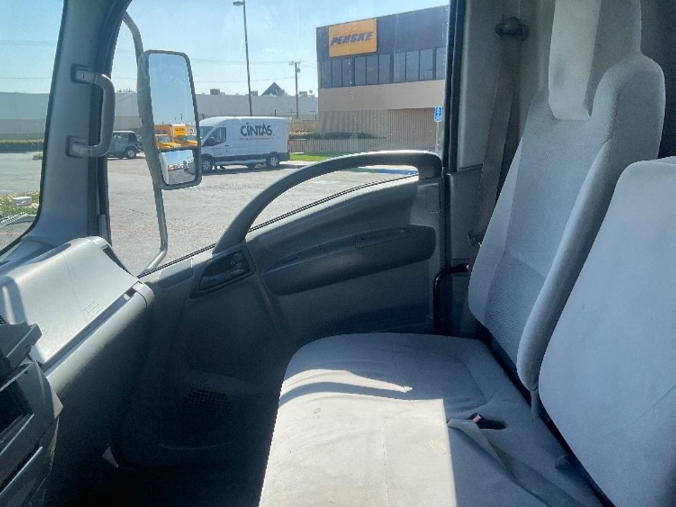 Medium Duty Box Truck-Light and Medium Duty Trucks-Isuzu-2019-NQR-Torrance-CA-184,769\n\t\tmiles-$ 31,750 - Image 19