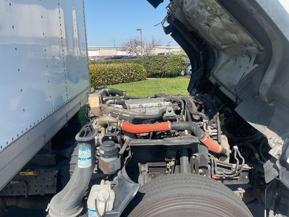 Medium Duty Box Truck-Light and Medium Duty Trucks-Isuzu-2019-NQR-Torrance-CA-184,769\n\t\tmiles-$ 31,750 - Image 23